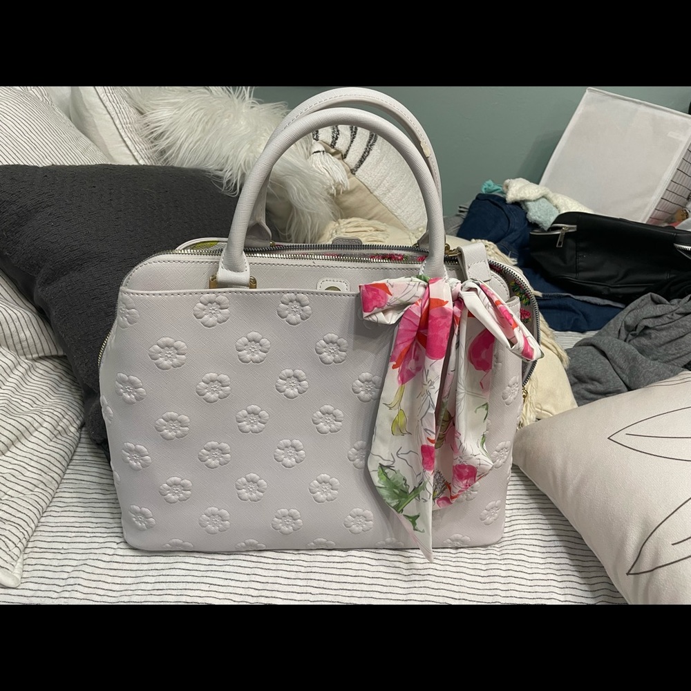 Large whit betsey johnson purse